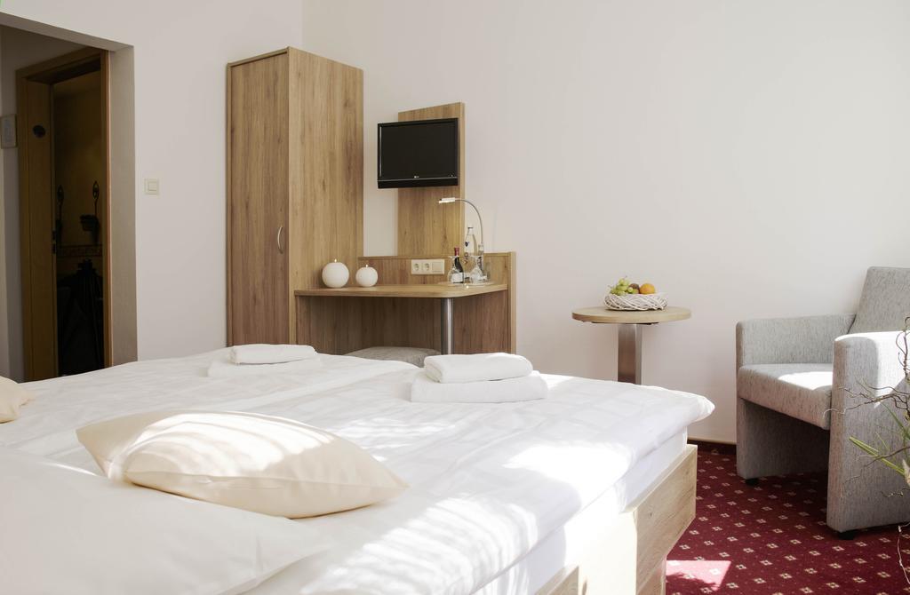 Ferien- Und Wellnesshotel Waldfrieden Hitzacker Quarto foto